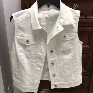 White jean vest Size S